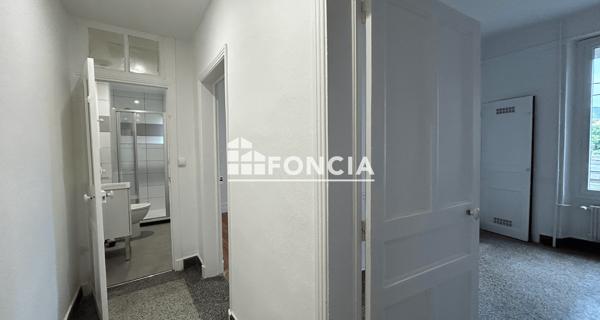 Location Appartement 2 pièces 44.73 m² - Clermont-ferrand 63100