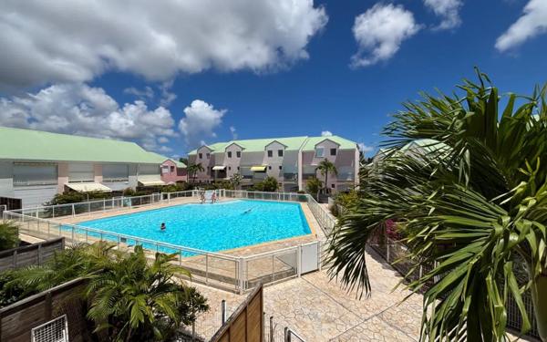 Appartement à louer    2 pièces •  Saint-François