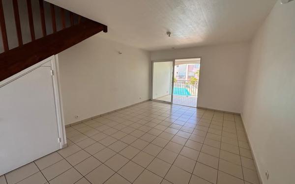 Appartement à louer    2 pièces •  Saint-François