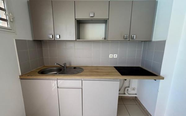 Appartement à louer    2 pièces •  Saint-François