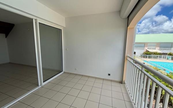 Appartement à louer    2 pièces •  Saint-François