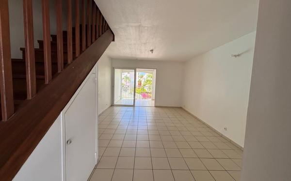 Appartement à louer    2 pièces •  Saint-François