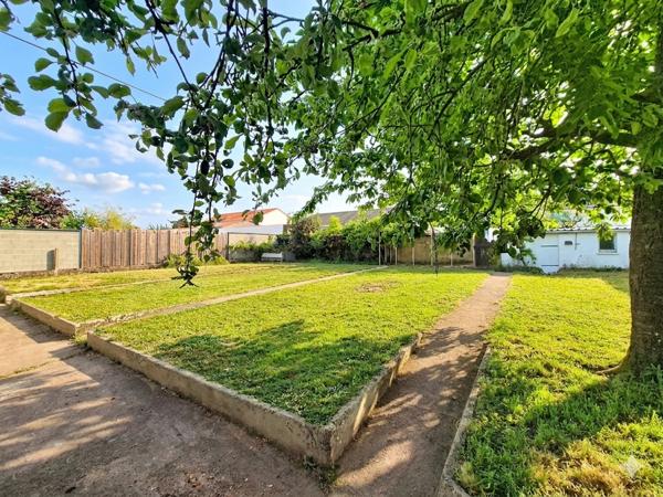 Vente maison Montaigu : 385 000 € - AJP Immobilier Montaigu