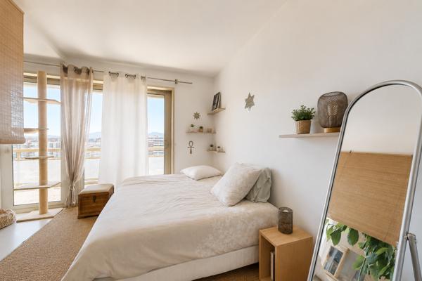 Appartement T4 lumineux avec 2 balcons – 80 m² – Résidence arborée – Marseille