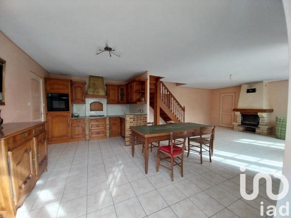 Maison 6 pièces de 121 m² à Laignelet (35133)