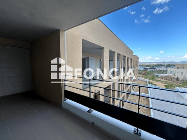 Location Appartement 2 pièces 44.24 m² - 400 RUE RENE CASSIN Trets 13530