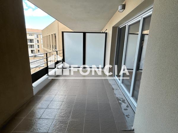 Location Appartement 2 pièces 44.24 m² - 400 RUE RENE CASSIN Trets 13530