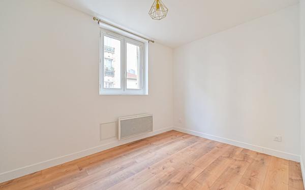 Appartement à vendre    3 pièces • 42,71 m2 Clichy