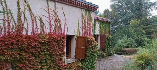 Maison à vendre 7 pièces SOLIGNAT (63)