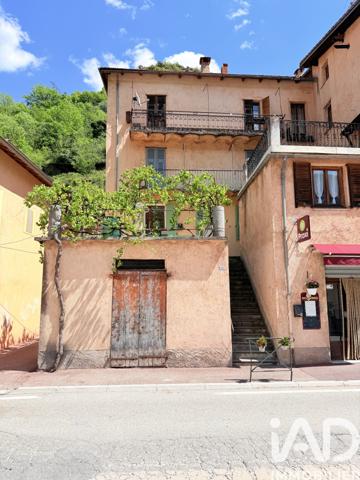 Appartement à vendre 5 pièces 104 m² Saint-Sauveur-sur-Tinée