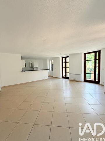 Appartement à vendre 5 pièces 104 m² Saint-Sauveur-sur-Tinée