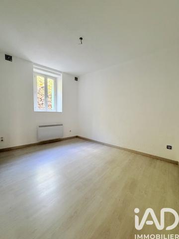 Appartement à vendre 5 pièces 104 m² Saint-Sauveur-sur-Tinée