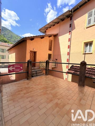 Appartement à vendre 5 pièces 104 m² Saint-Sauveur-sur-Tinée