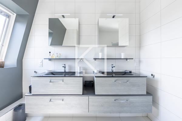 SUPERBE APPARTEMENT AVEC TERRASSE