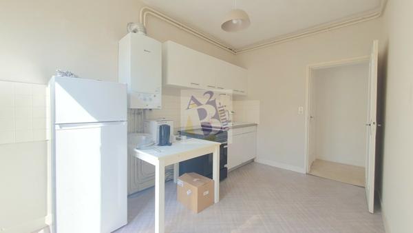 Location appartement Angouleme (16000), 73.53m² avec 3 pièce(s) dont 2 chambre(s). Agence Allard Brimeaud