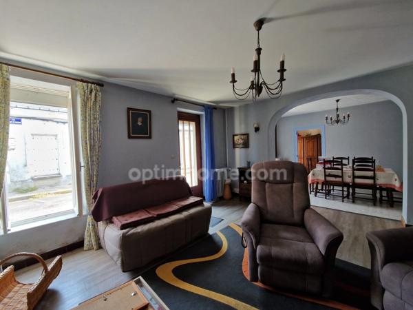 Maison à vendre 85m² - 6 pièces - 2 chambres - DESCARTES (37)