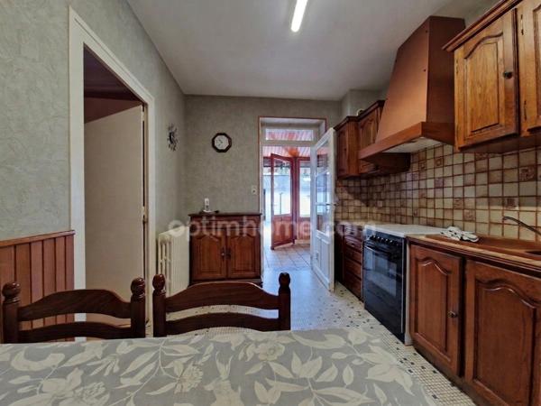 Maison à vendre 85m² - 6 pièces - 2 chambres - DESCARTES (37)