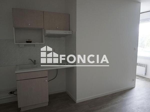 Location Appartement 2 pièces 40.3 m² - RESIDENCE L'YON D'OR La Roche Sur Yon 85000