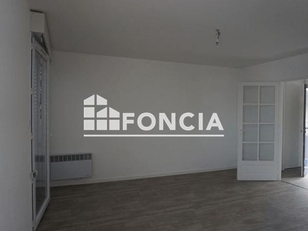 Location Appartement 2 pièces 40.3 m² - RESIDENCE L'YON D'OR La Roche Sur Yon 85000