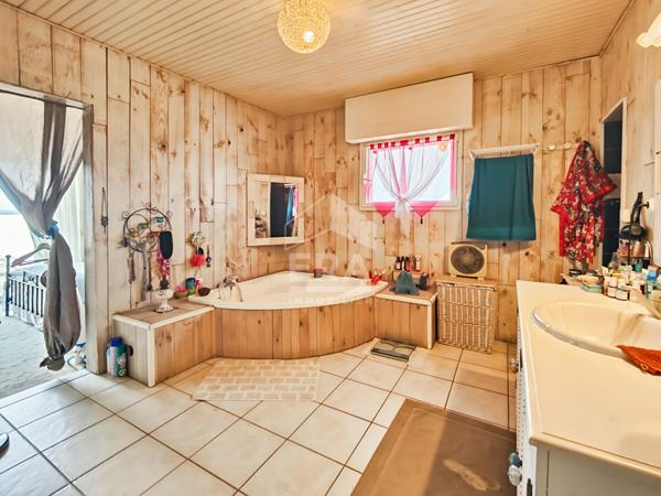 Appartement ChÂteauneuf-les-martigues 6 pièces185.44 m2