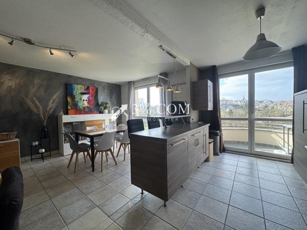 3%COM Beau F3 avec 2 balcons - 2 parkings - cave -  Hochfelden (67270)