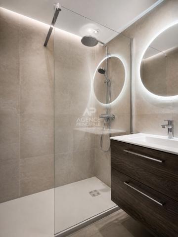 MAISON D'ARCHITECTE - HAUTEURS DE SURESNES 1 656 000 € **  - Référence  6801-NG