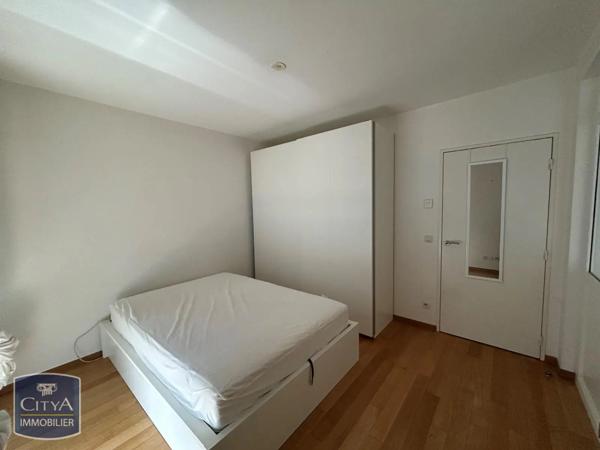 Appartement à louer 1 pièce 38.27m²
