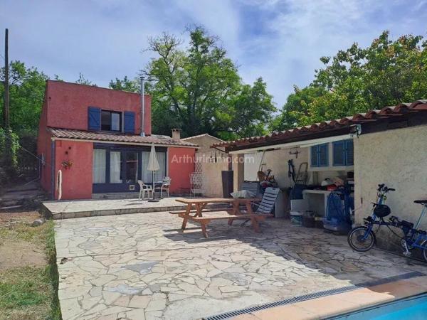 Vente                                                      Maison
                        
                     3 pièces                      60 m2                     à Salernes