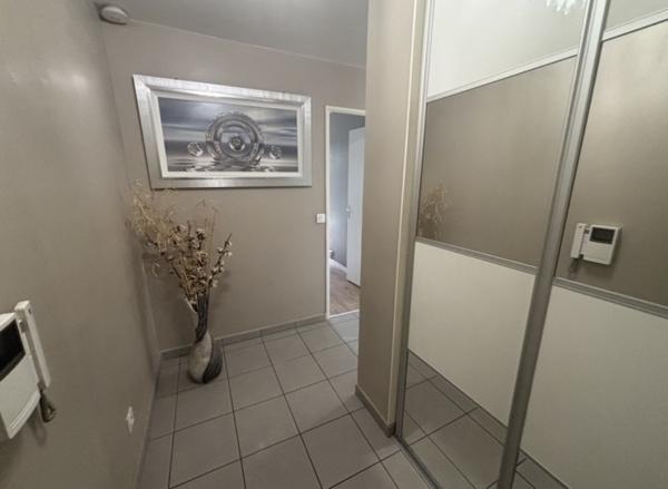 Appartement à vendre 264 000 € Saint-Priest 3 p 64 m² DPE C