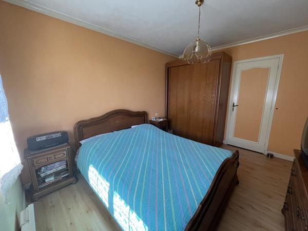 Maison à vendre 182 000 € Montluçon 6 p 132 m² DPE D