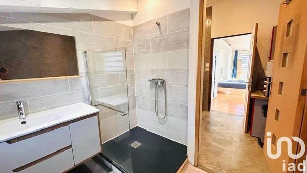 Loft 2 pièces de 41 m² à Saint-Pierre (97410)