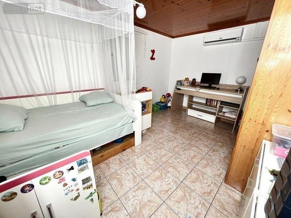 Maison à vendre à Saint-Paul à la Réunion (97460), ref : 97405/276