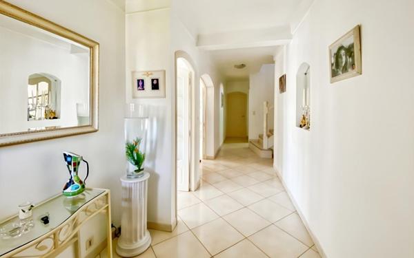 Maison à vendre    5 pièces •  La Seyne-sur-Mer