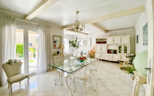 Maison à vendre    5 pièces •  La Seyne-sur-Mer