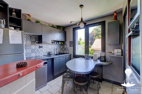 A vendre 4 locatifs + maison Orvault au calme , Orvault A vendre 4 locatifs + maison Orvault au calme , Orvault