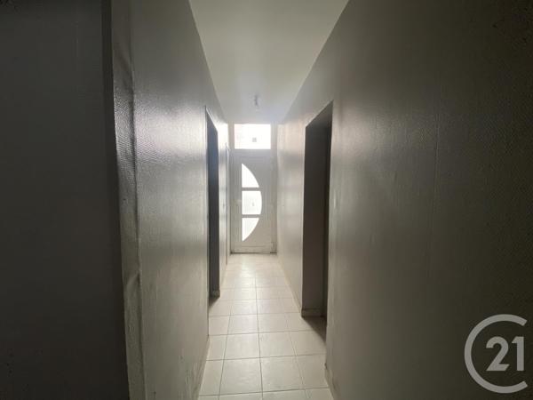 Immeuble à vendre  110 m2 ST QUENTIN - 02