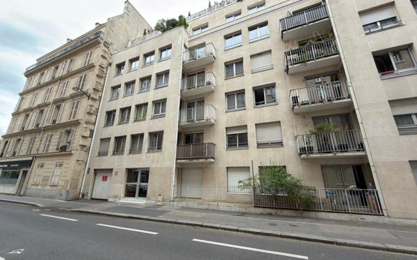 Appartement à vendre    2 pièces • 41 m2 Paris 12