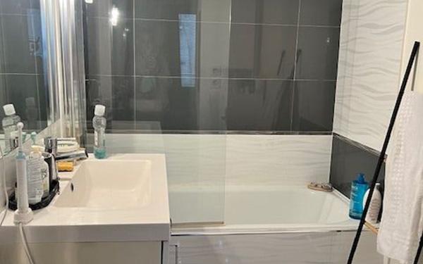 Appartement à vendre    2 pièces • 41 m2 Paris 12