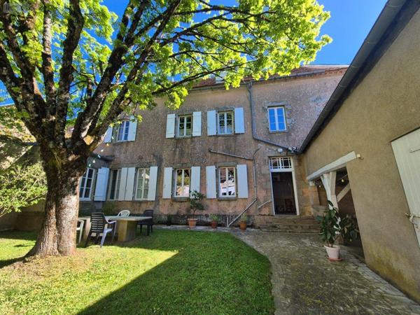 Maison de maître à vendre à Aigurande dans l'Indre (36140), ref : CG/438
