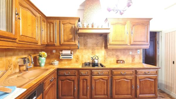 Emplacement privilégié en plein cœur d’Orsay – Le Guichet ! Appartement 48m²