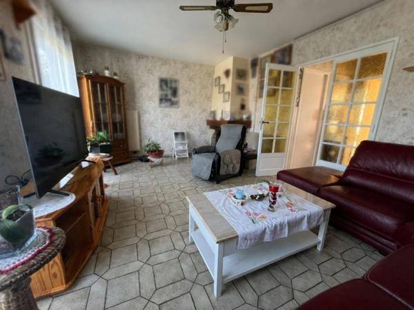 Maison à vendre 139 320 € Saint-Germain-du-Puy 4 p 105 m² DPE B