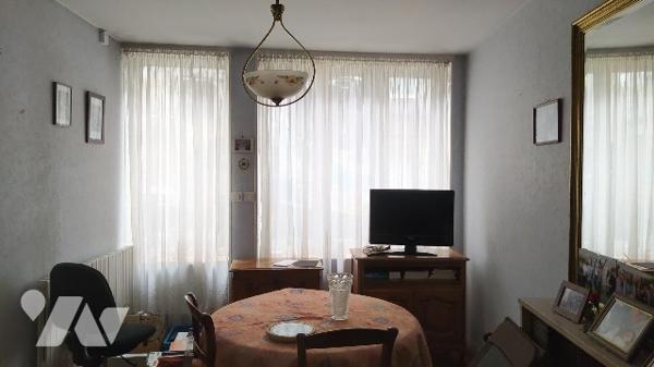 A vendre maison de ville, sur TINCHEBRAY-BOCAGE