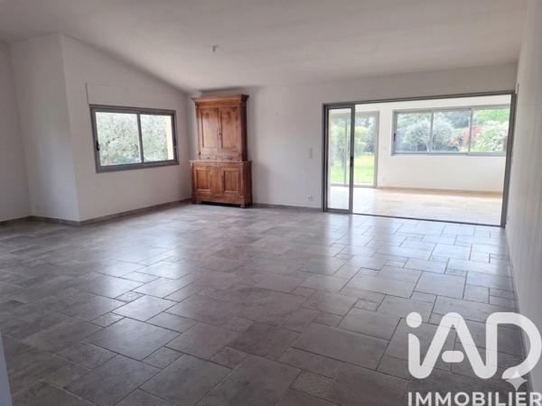 Maison à vendre 4 pièces 150 m² Peymeinade