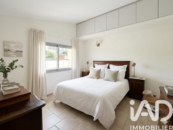 Maison à vendre 4 pièces 150 m² Peymeinade