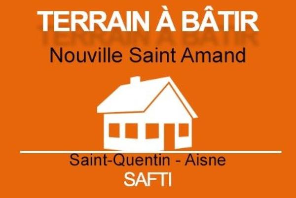 Terrain constructible de 820?m² à Neuville Saint Amand