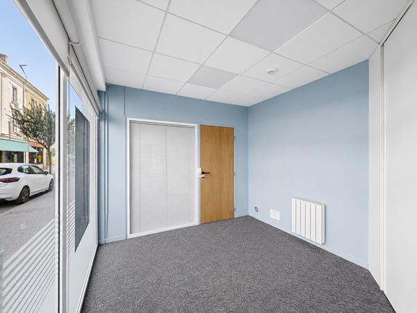 Local commercial Laval , Laval Local commercial Laval , Laval