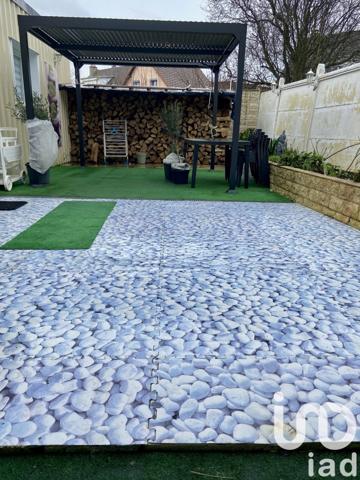 Maison 10 pièces de 243 m² à Le Havre (76610)