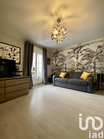 Maison 10 pièces de 243 m² à Le Havre (76610)