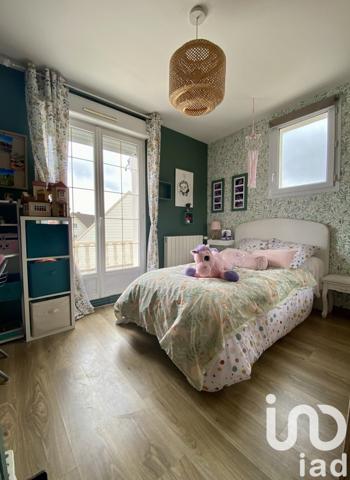 Maison 10 pièces de 243 m² à Le Havre (76610)