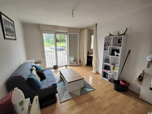 Appartement à louer à Cesson-Sévigné en Ille-et-Vilaine (35510), ref : 097/2730   
rue de Rennes